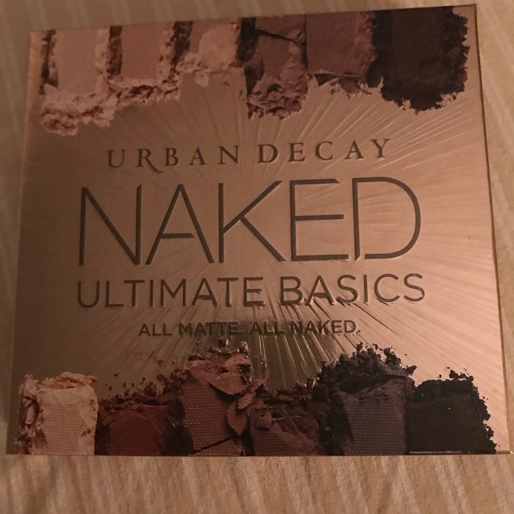 Eye shadow pallet